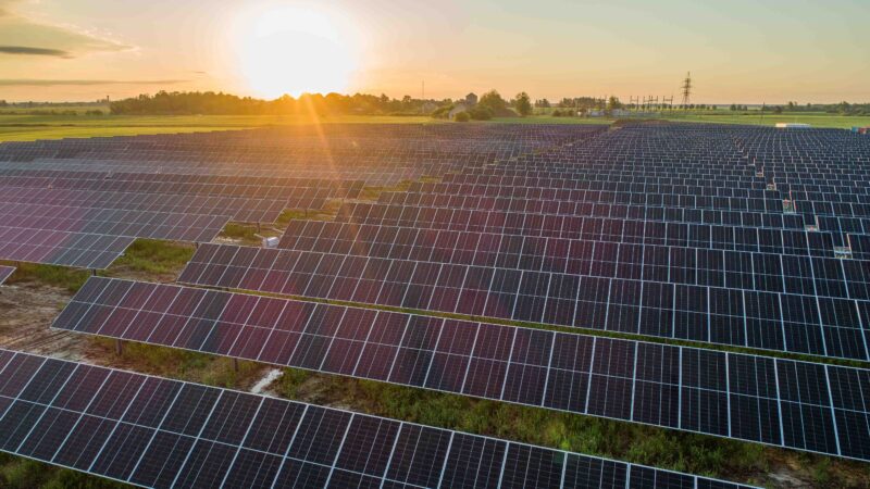 Milijoninė investicija Rokiškyje: saulės elektrinės keis regiono energetiką