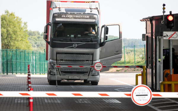 Vilkikų sugrįžimas tęsiasi: į Lietuvą jau parkeliavo 356 transporto priemonės