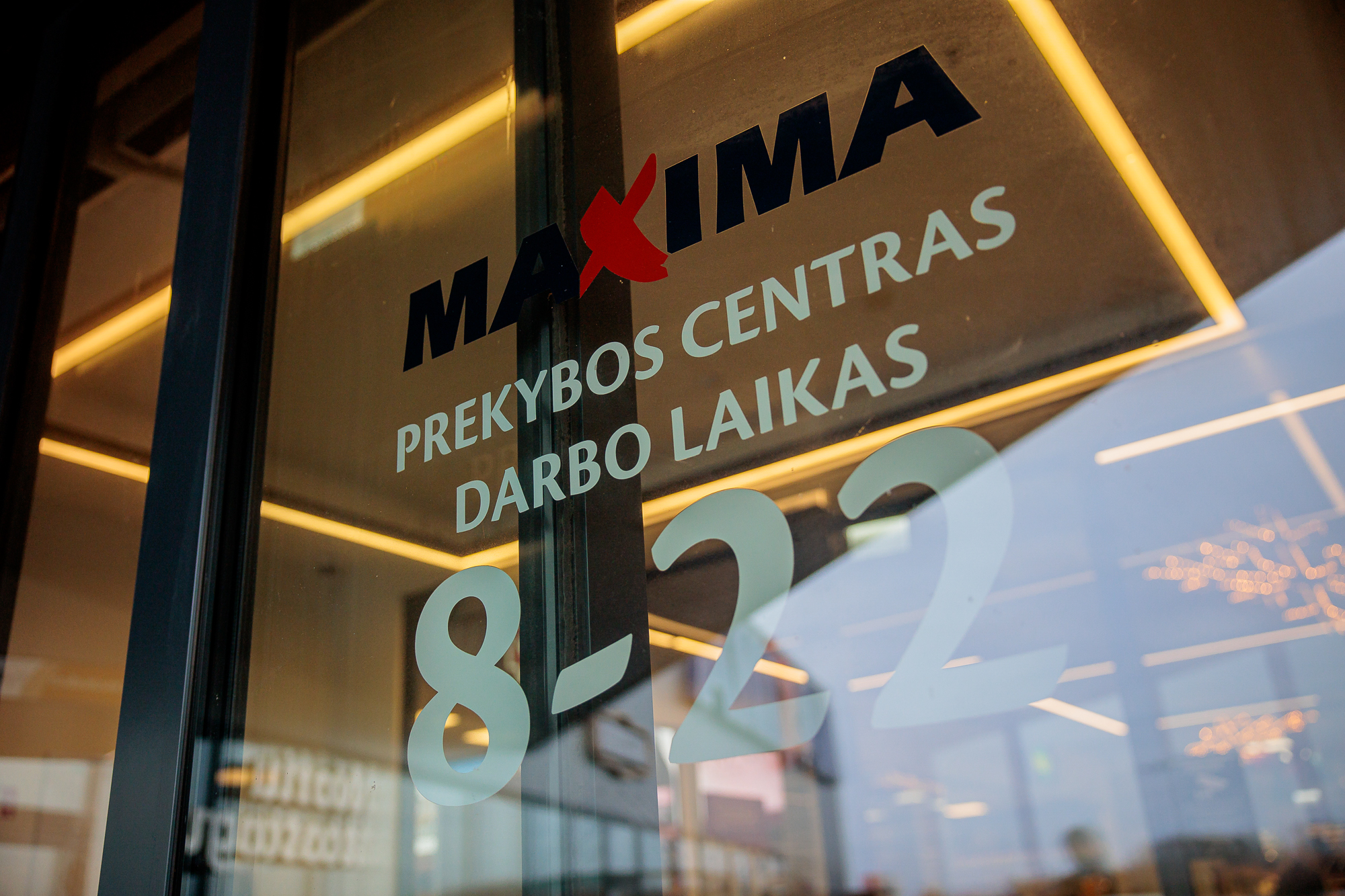 „Maxima“ įspėja pirkėjus: per Velykas keisis parduotuvių darbo laikas