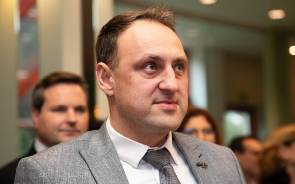 Naujas posūkis Alytaus gimnazijos istorijoje: profesinė sąjunga žada bylinėtis su miesto meru Nerijumi Cesiuliu