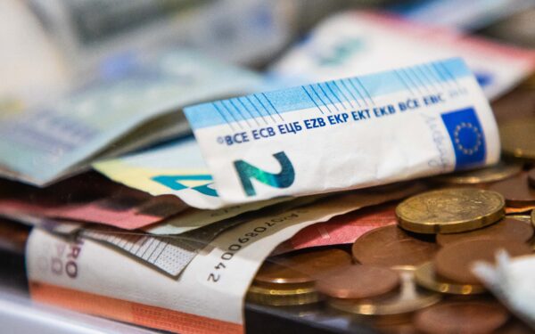 Lietuviai atrado netikėtą būdą, kaip įdarbinti pinigus: skaičiai kalba patys už save