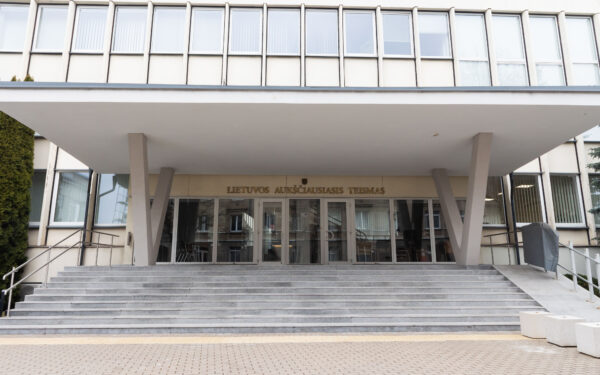 Lietuvos aukščiausiasis Teismas: psichiatras iš darbo atleistas nepagrįstai