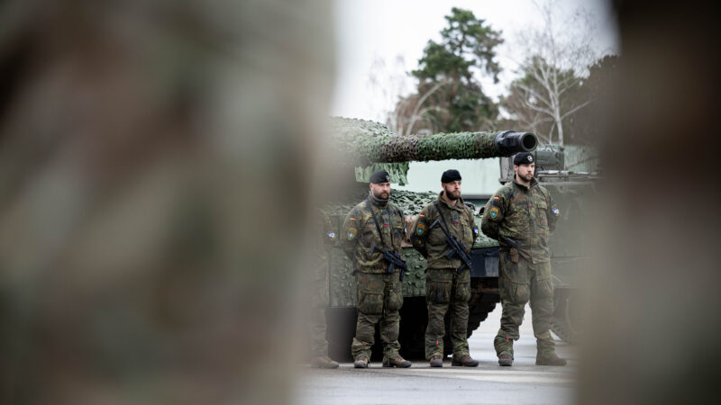 Rukloje – Nausėdos ir Čekijos prezidento vizitas: pristatyta karinė technika