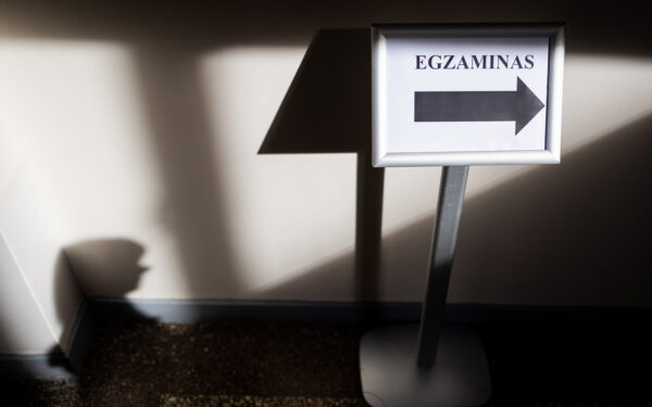 LVAT sprendimas: papildomi 10 taškų abiturientams prieštarauja įstatymui