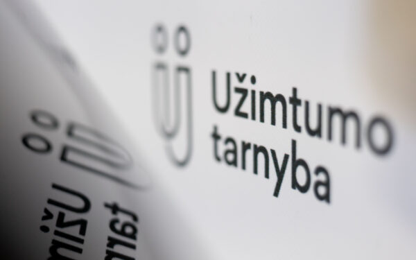 Bankrotų banga neslūgsta: Vilniuje užsidaro dar viena drabužių prekybos bendrovė