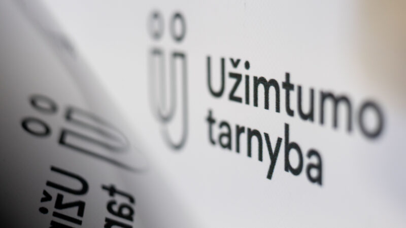 Bankrotų banga neslūgsta: Vilniuje užsidaro dar viena drabužių prekybos bendrovė