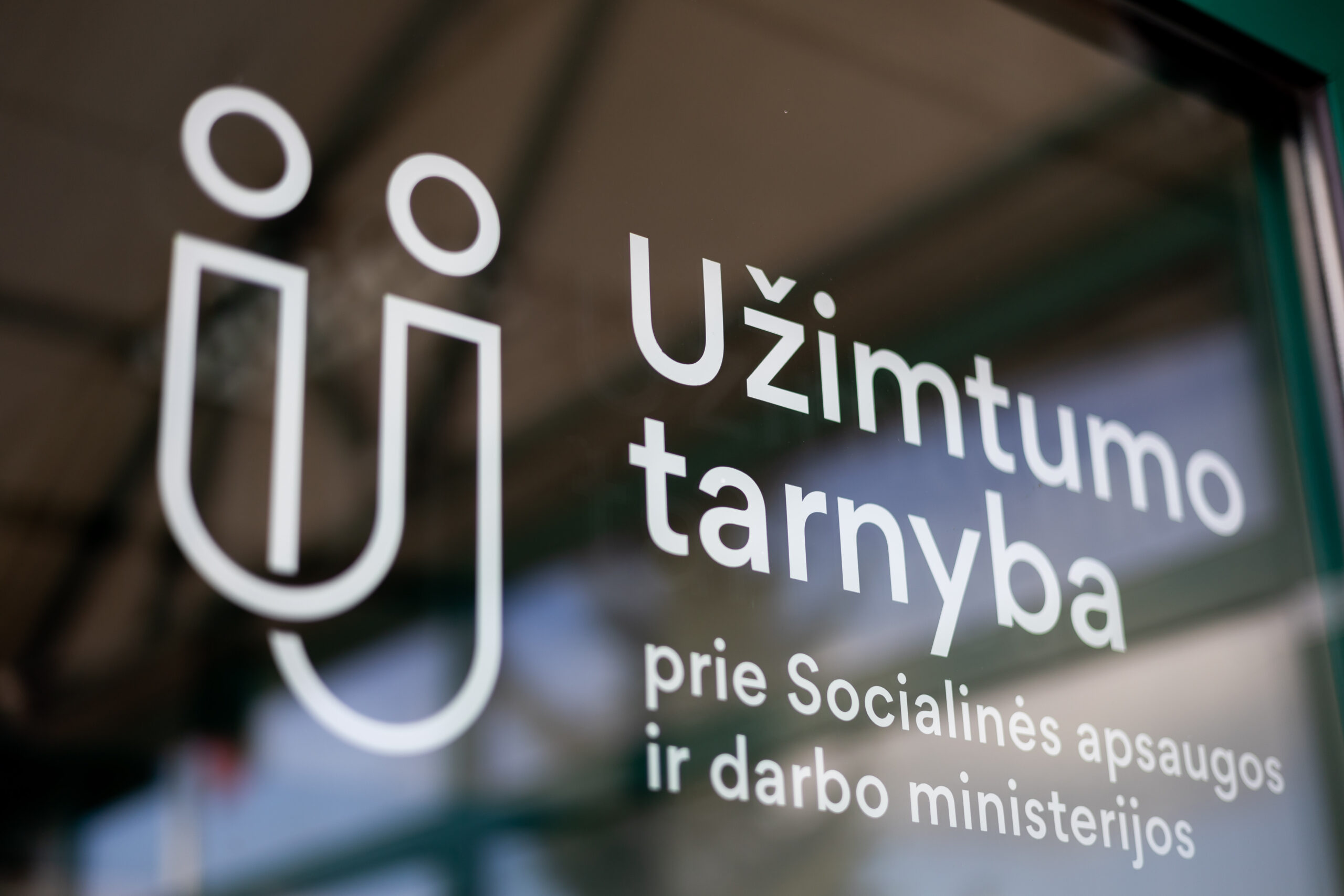 Ar integracija stringa? Per penkerius metus įsidarbino tik trečdalis romų
