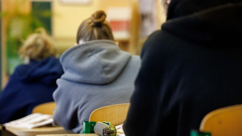 Zarasuose moksleivę sužalojusiam mokytojui metams uždrausta dirbti mokykloje