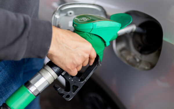 Degalinių rinka keičiasi: „Emsi“ stiprina pozicijas Kaune ir Vilniuje