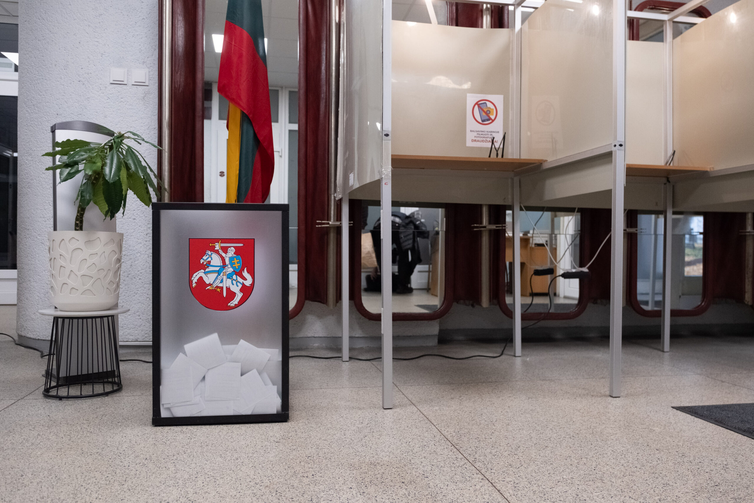 Naujausi reitingai gali nepatikti valdantiesiems: rinkėjų simpatijų lentelėje – iškalbingi pokyčiai