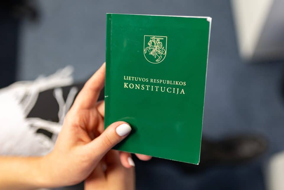 Lietuvos Respublikos Konstitucija. ELTA / Julius Kalinskas