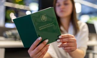 Lietuvos Respublikos Konstitucija. ELTA / Julius Kalinskas