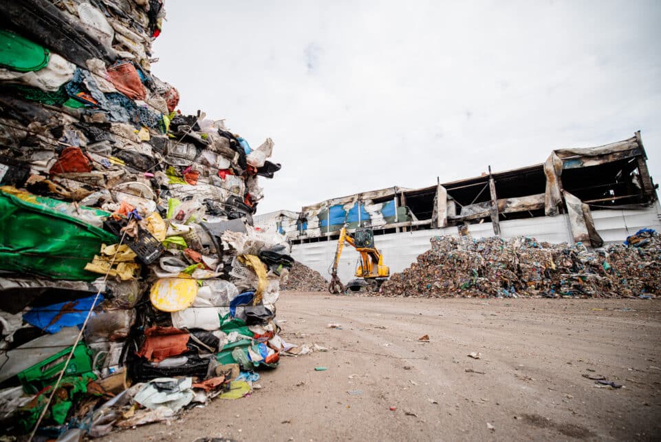 Gaisro vietoje Jočionių g. organizuojama degusio pastato apžiūra ir tolimesnių sprendimų vertinimas. ELTA / Josvydas Elinskas