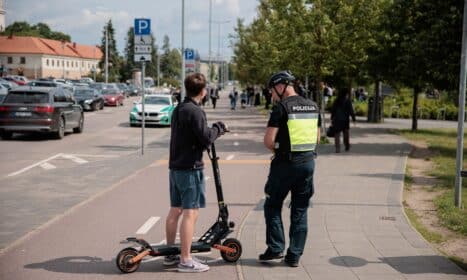 Mikrojudumo priemonių reidas su policijos pareigūnais ir Vilniaus meru. ELTA / Josvydas Elinskas