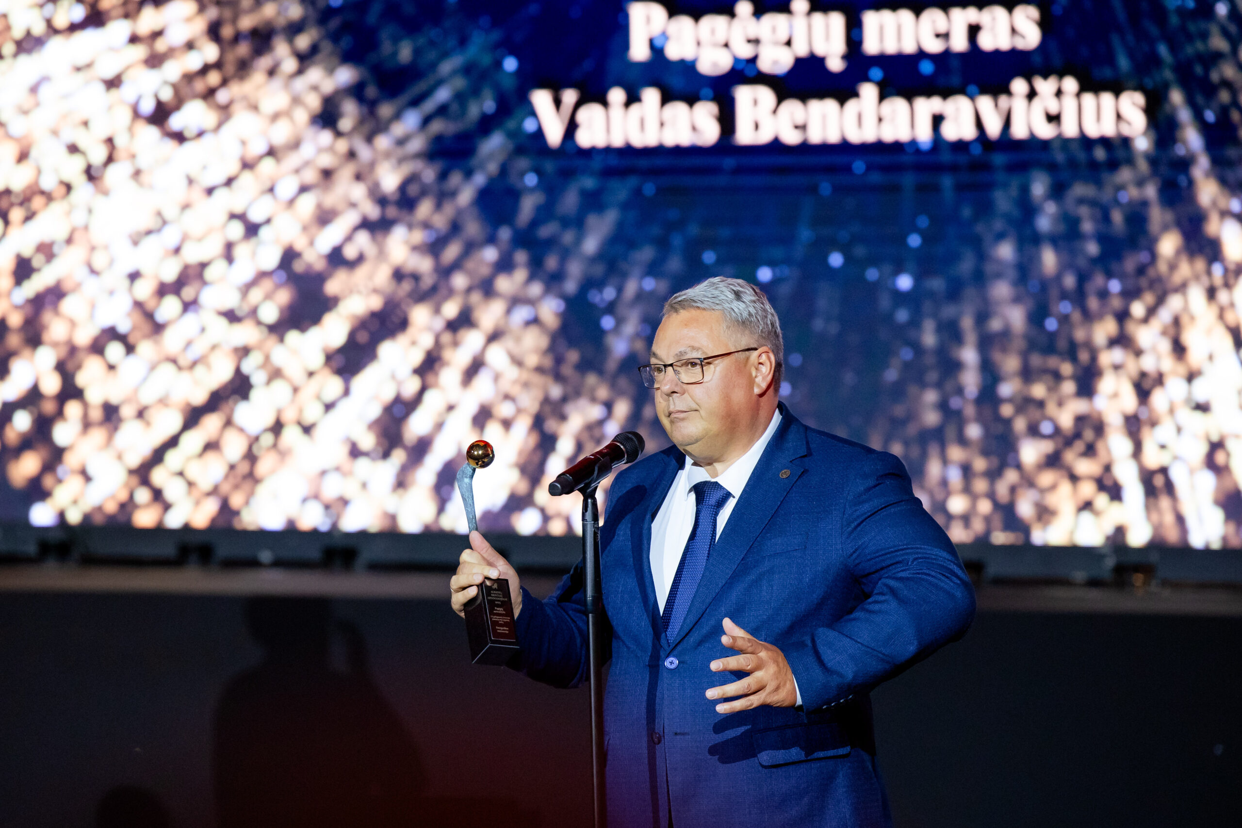 Kaltę pripažinęs Pagėgių meras Bendaravičius atleistas nuo baudžiamosios atsakomybės „čekiukų“ byloje