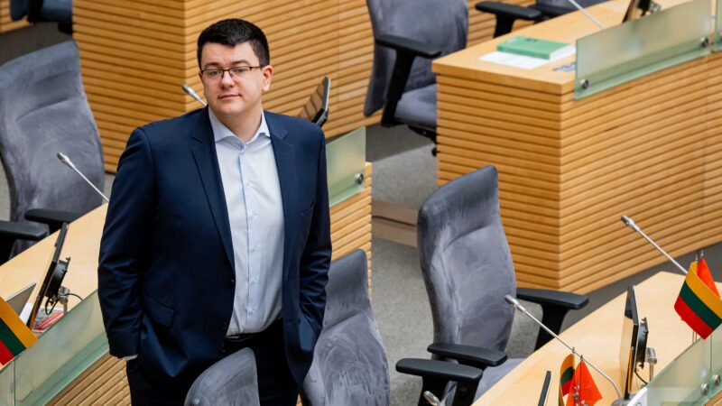 Kontroversiška iniciatyva Seime: pateiktas siūlymas, kuris gali pakeisti žodžio laisvės ribas