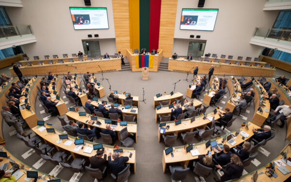 Skvernelio ateitis pakibo ant plauko, Seimas spręs dėl neliečiamybės