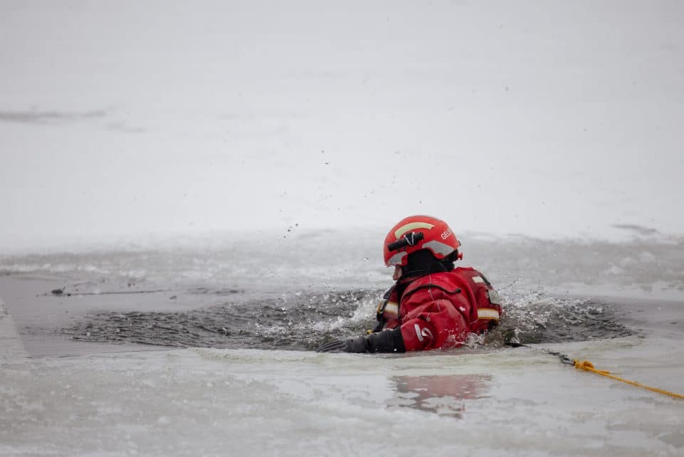 Gelbėjimo operacija vandenyje. ELTA / Andrius Ufartas