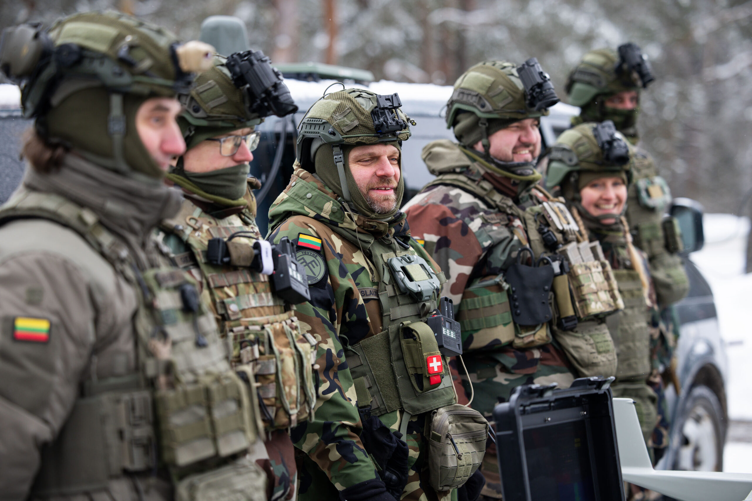 Lietuvos šaulių sąjungos atstovas: modernūs dronai leis greičiau reaguoti į kontrabandinių balionų nusileidimus