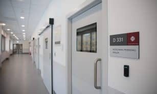 Vilniaus miesto klinikinėje ligoninėje (VMKL) atidarytas naujas operacinių, reanimacijos ir hemodializės korpusas. ELTA / Josvydas Elinskas