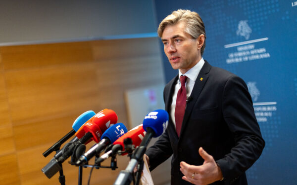 Artimuosiuose Rytuose apie 2 tūkst. lietuvių: evakuacija neplanuojama, piliečiai raginami registruotis ir palaikyti ryšį