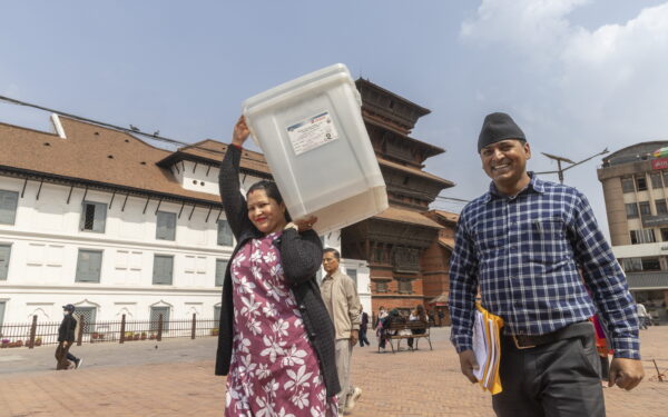 Po kruvinų protestų – lemtingi rinkimai: Nepalas balsuoja dėl naujos valdžios