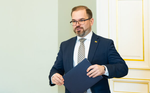 Kol Lietuva didina gynybą, Europa dvejoja: ekspertai įspėja apie pavojingas pasekmes