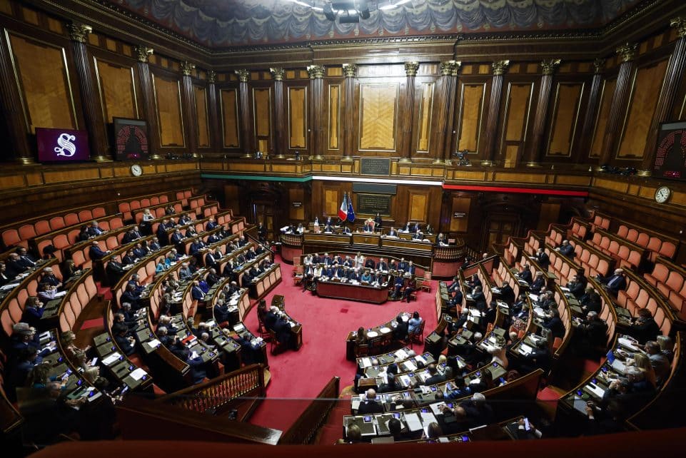 Italijos premjerė pradeda prieštarauti Trumpo ir Izraelio karui Irane. EPA-ELTA