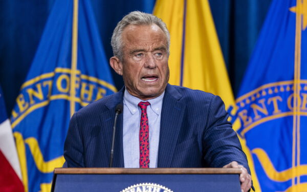 Vakcinų politika pakibo ore: teismas blokavo Trumpo administracijos planus