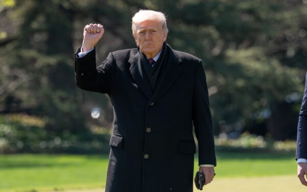 Po naujų smūgių – šokiruojantis pareiškimas: Trumpas pagrasino sunaikinti didžiausią dujų telkinį