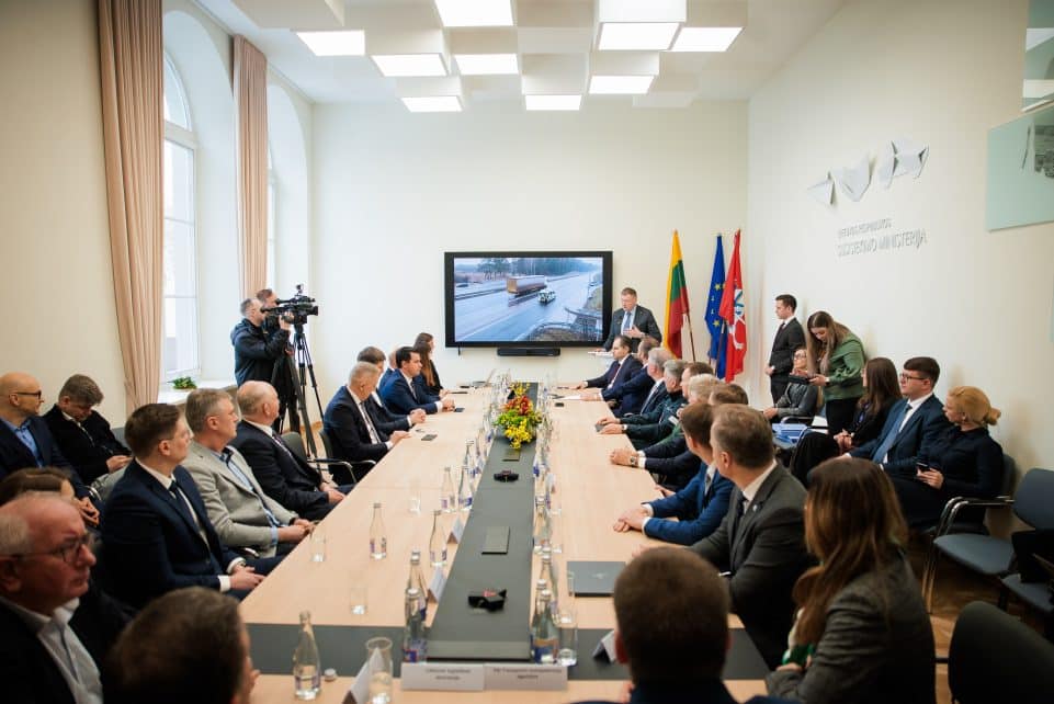 Iniciatyva „Stop kelių gadinimui". ELTA / Josvydas Elinskas