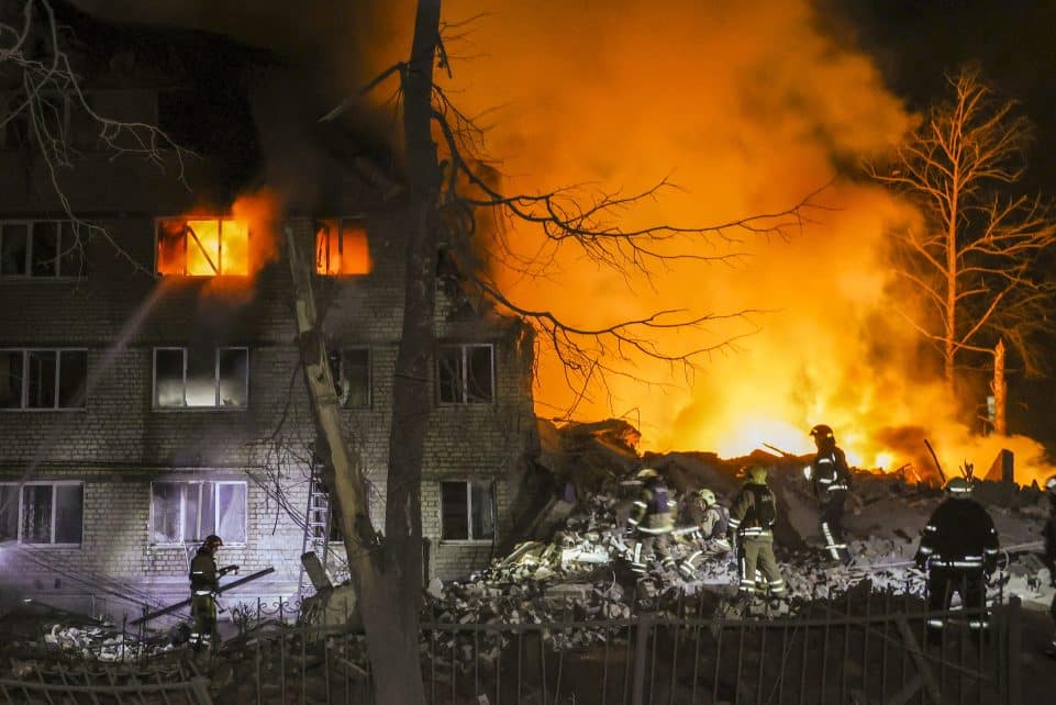 „The Moscow Times“: Rusijos universitetai spaudžia studentus eiti į karą. EPA-ELTA