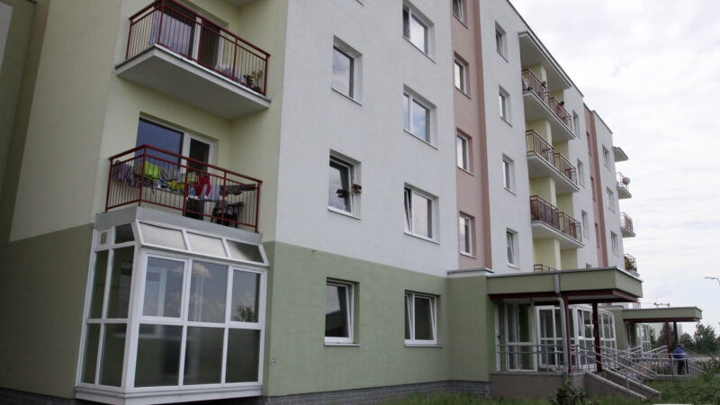 Proveržis Alytaus rajone: buvęs bendrabutis virs naujais namais dešimtims šeimų