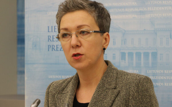 Permainos diplomatijoje: siūloma atšaukti du ambasadorius, aiškėja ir naujas kandidatas