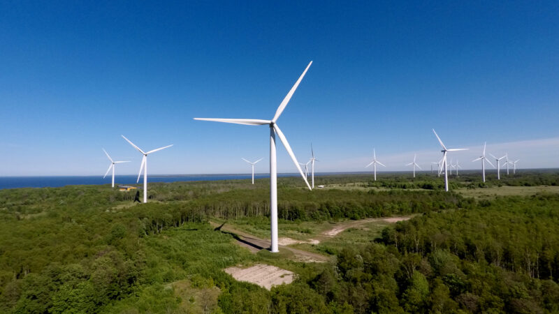 Milijoninės investicijos Lietuvoje: „Enefit“ plės baterijų sistemas šiuose regionuose