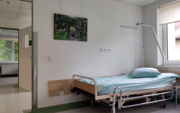 Ar jums priklauso slauga namuose? Paaiškino, kas gali ją gauti ir kaip skiriama