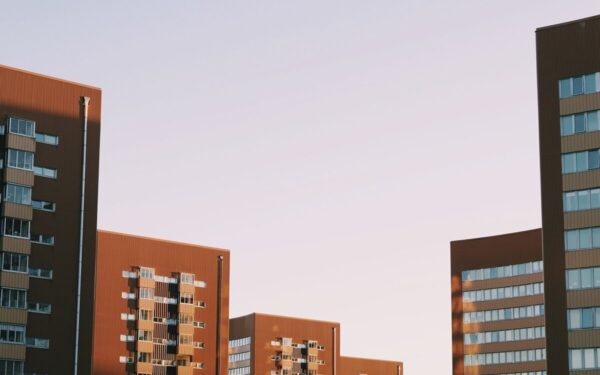 Jaunoms šeimoms atsiveria durys: būsto įsigijimas taps prieinamesnis