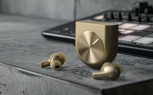 Valdykite muziką galvos mostais: „Noise“ pristatė „Master Buds 2“ su „Bose“ technologija
