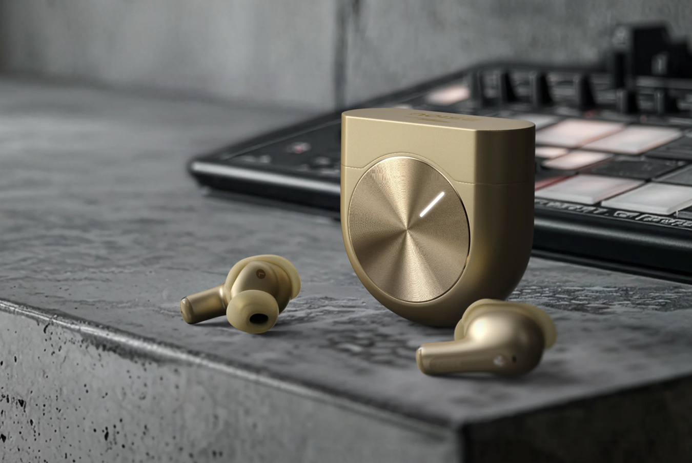Valdykite muziką galvos mostais: „Noise“ pristatė „Master Buds 2“ su „Bose“ technologija