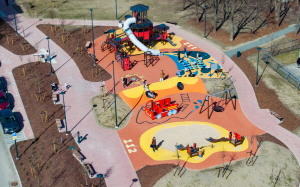 Vilniuje atidaromas Šv. Florijono skveras: ugniagesių šou ir veiklos visai šeimai