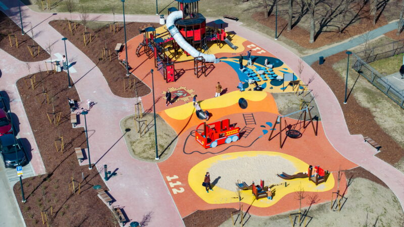 Vilniuje atidaromas Šv. Florijono skveras: ugniagesių šou ir veiklos visai šeimai