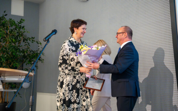 Skelbiama premija už nuopelnus: svarbu žinoti, kas gali pretenduoti ir iki kada