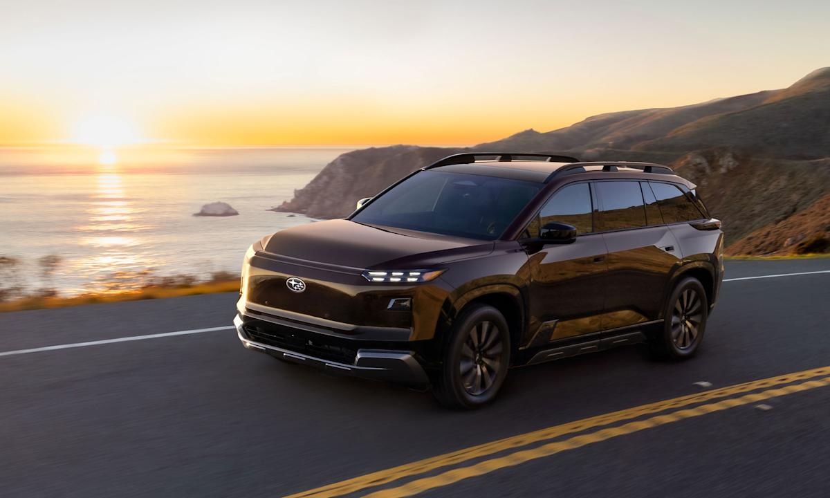 „Subaru“ septynvietis jau čia: viena detalė privers pamiršti benzininius automobilius