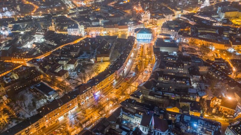 Vilniečiai vis dažniau renkasi savo elektrą: sąskaitos gali mažėti kelis kartus