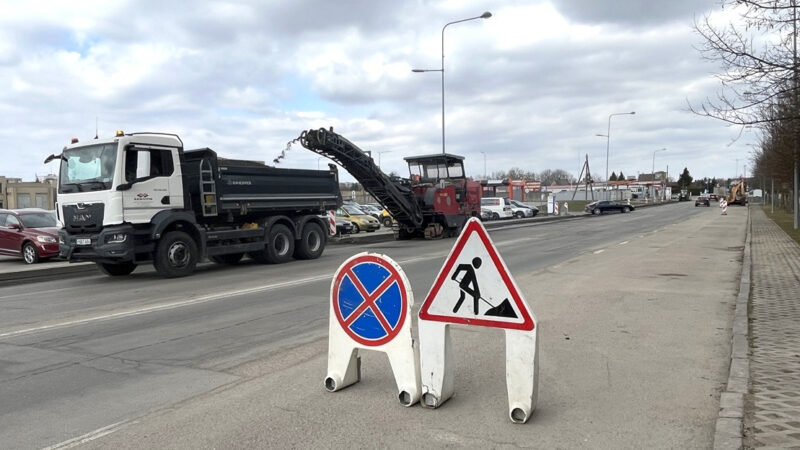 Mažeikiuose ir seniūnijose prasidėjo gatvių remontas: kur laukti eismo ribojimų