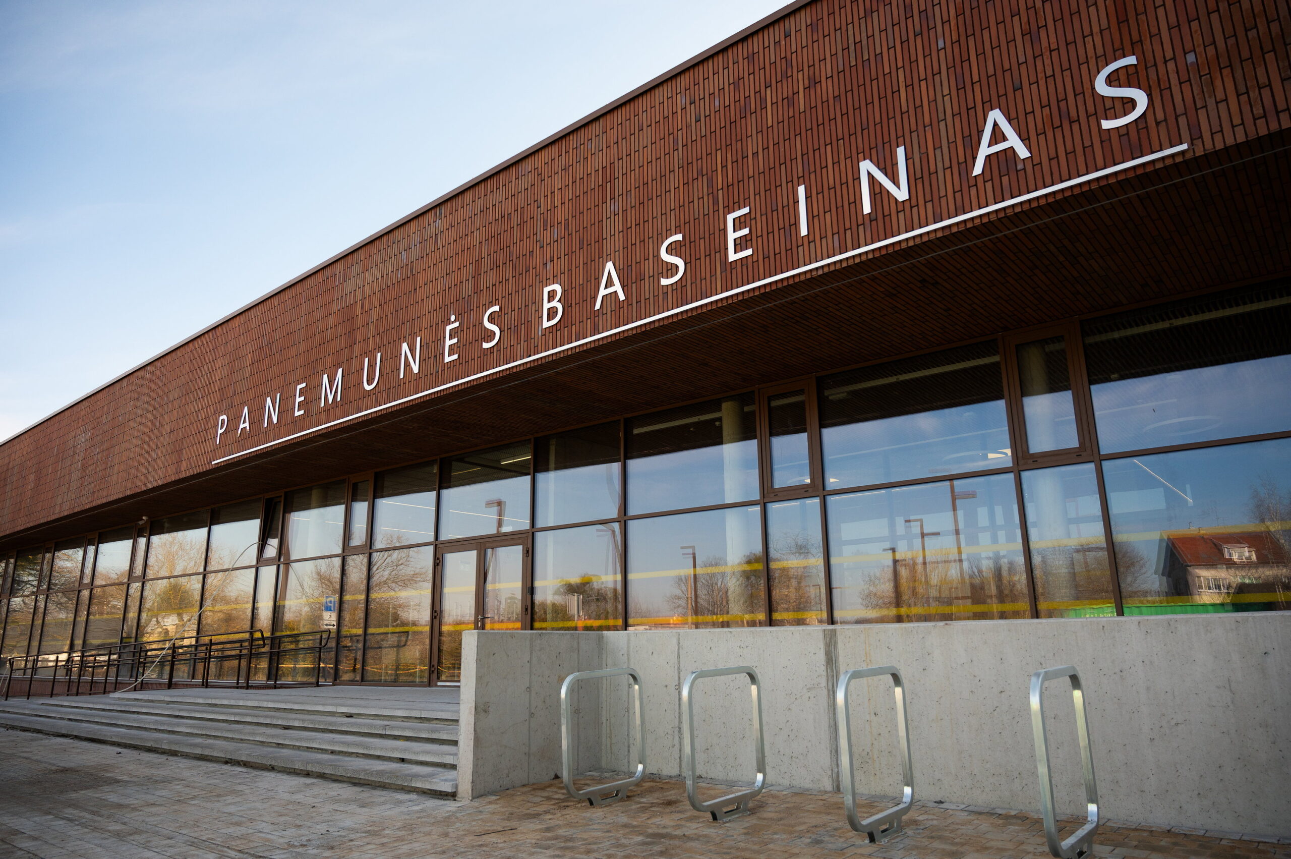 Naujas baseinas jau laukia lankytojų, o ateityje žadama dar įspūdingesnė naujovė