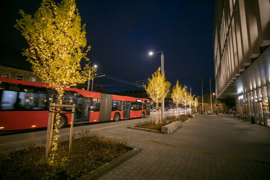 Geriau rinktis kitą maršrutą: Švitrigailos gatvėje uždaroma juosta, formuosis kamščiai