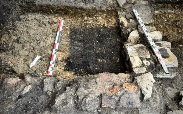 Legendos virto tikrove: Bendzine atskleidė slaptus tunelius, kuriais buvo klaidinamos nacių pajėgos