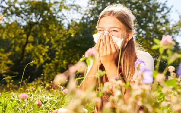 Šienligės sezonas nebeturi pabaigos? Štai kodėl vaistai nuo alergijos padeda vis mažiau