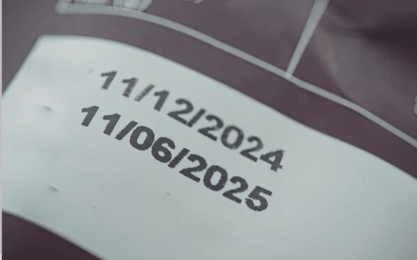 Pinigai keliauja į šiukšlyną? Atskleidė, kurių produktų nereikia išmesti pasibaigus terminui